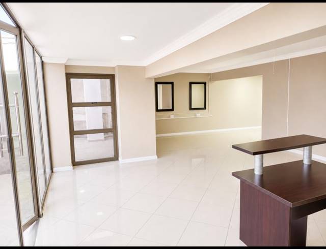 10 BEDROOM HOUSE FOR SALE IN MALVERN